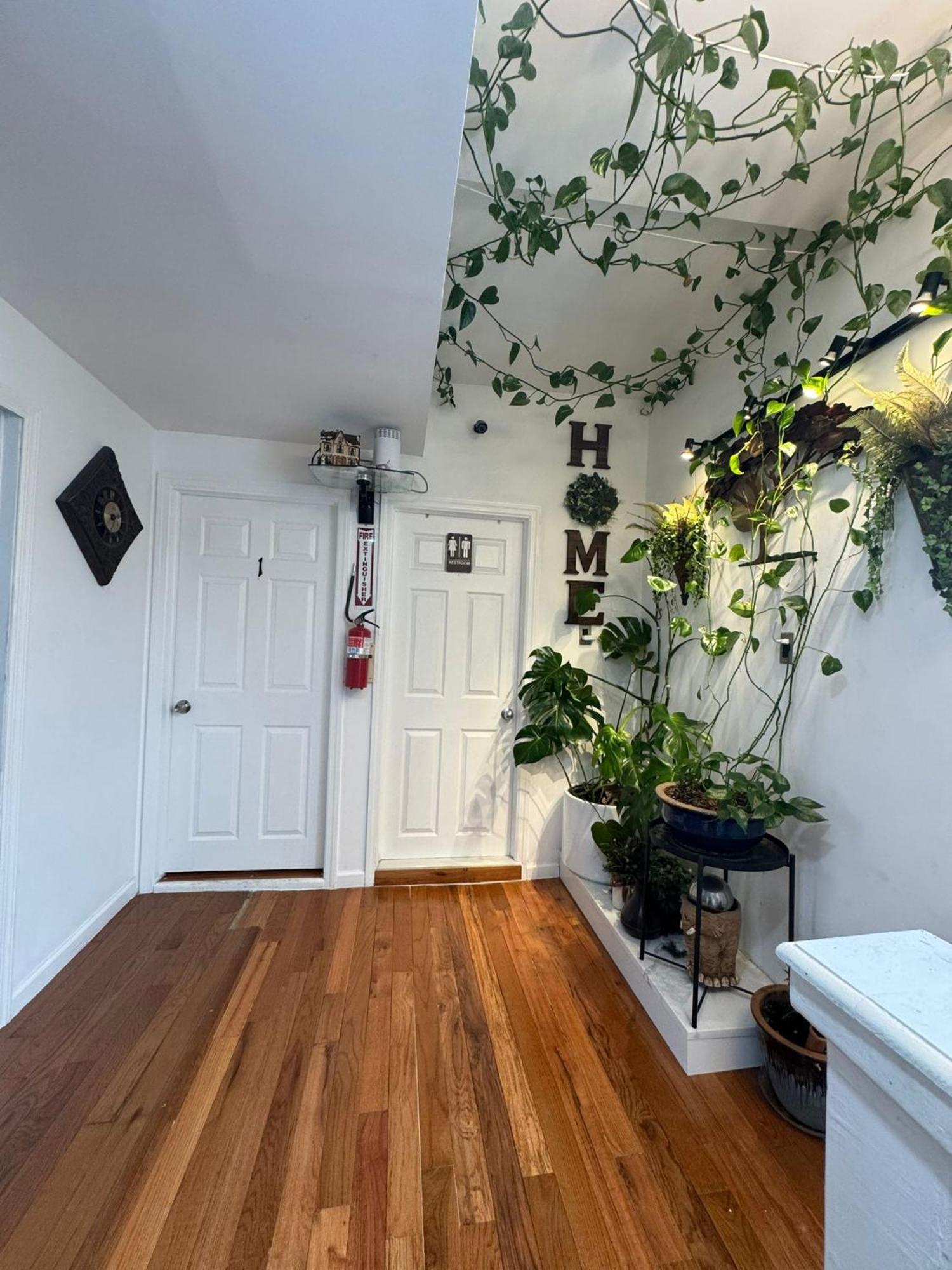 Dayton Dream Apartment Newark Ngoại thất bức ảnh